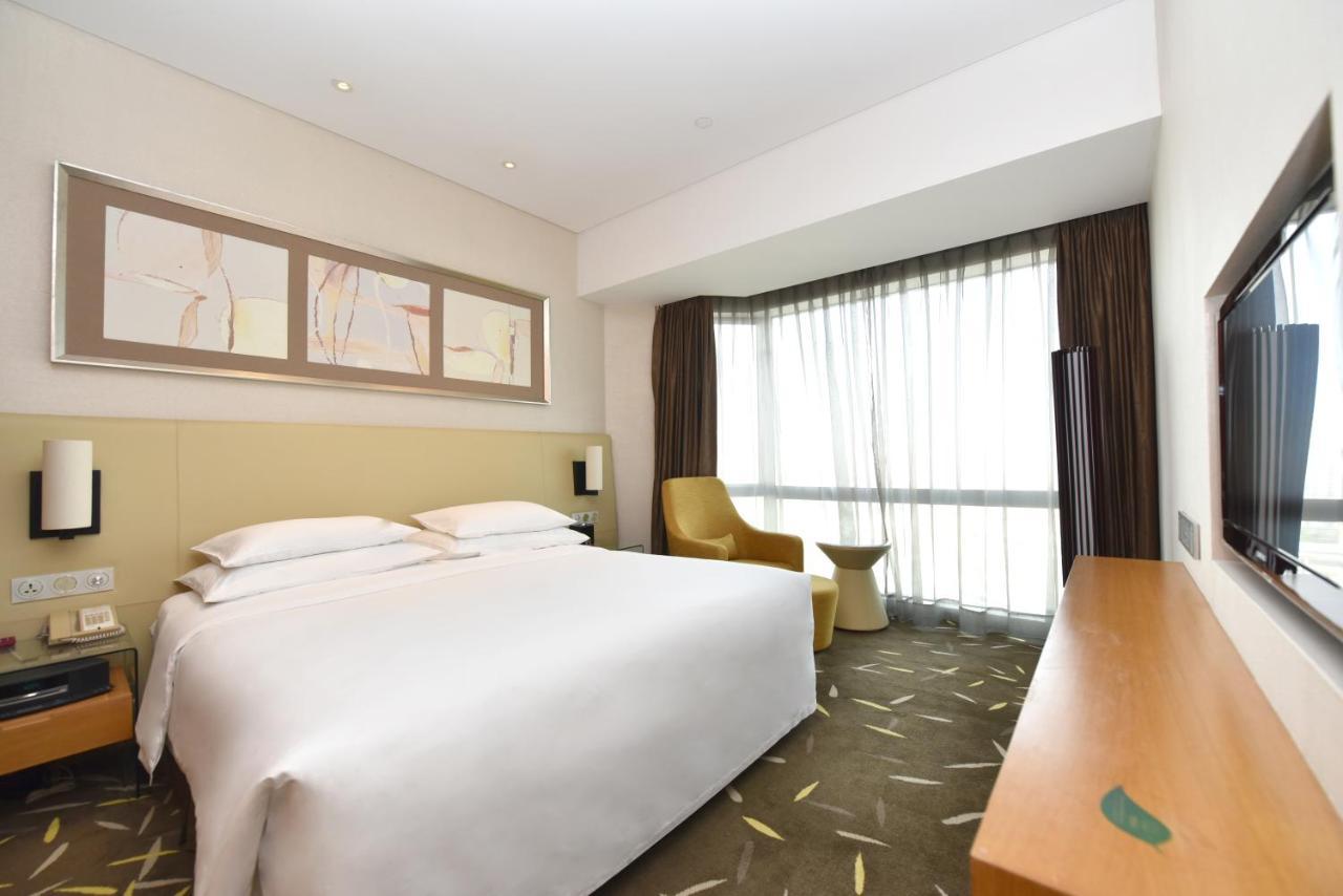 Crowne Plaza Zhongshan Wing On City By Ihg Exterior photo