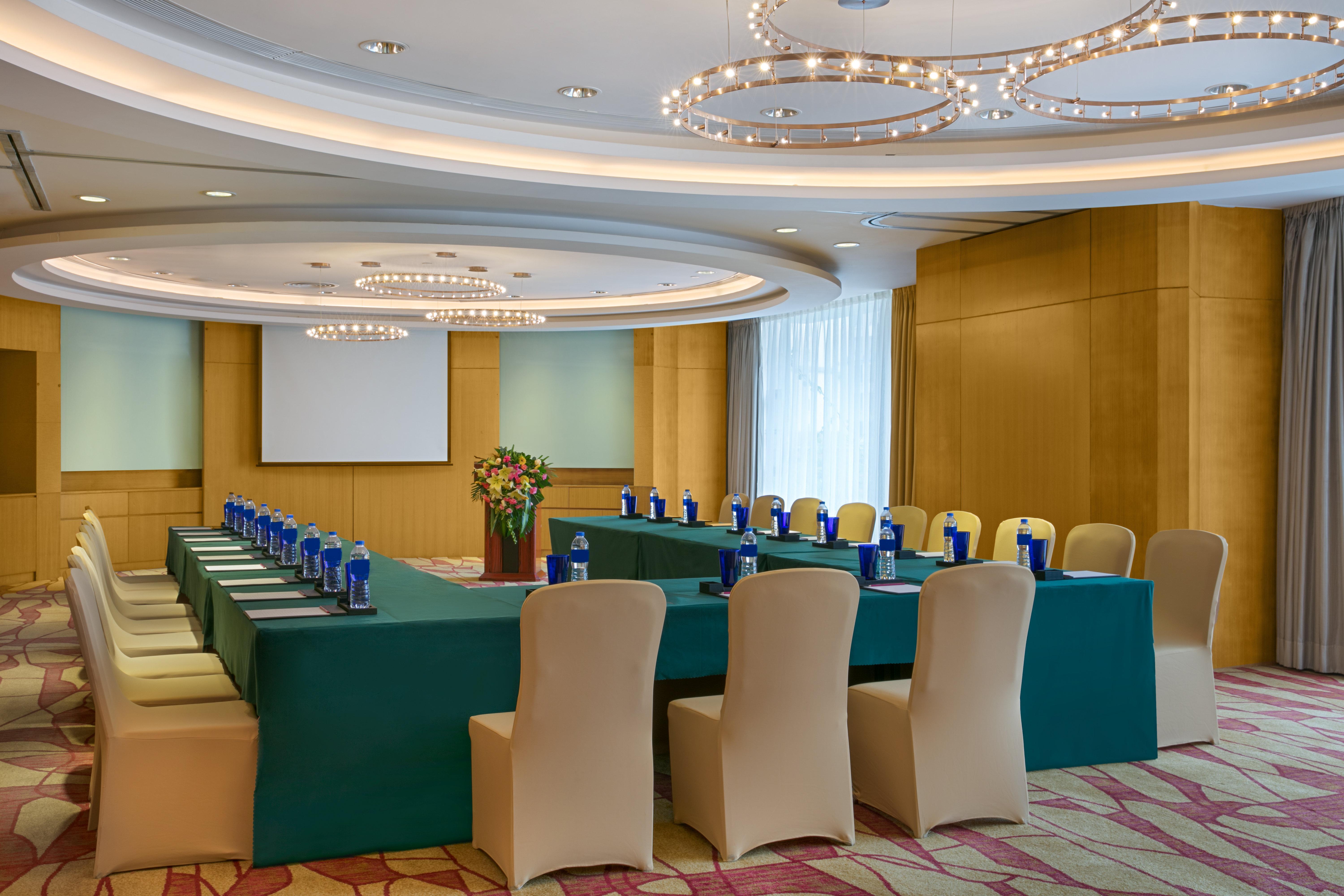 Crowne Plaza Zhongshan Wing On City By Ihg Exterior photo